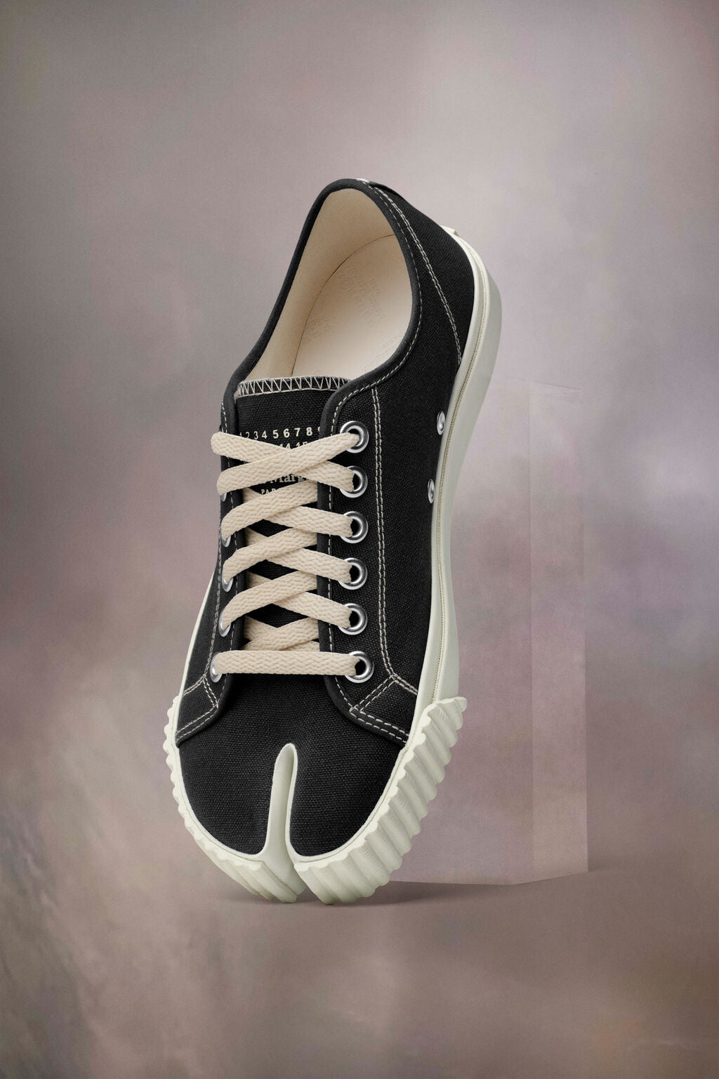Tabi Low Top